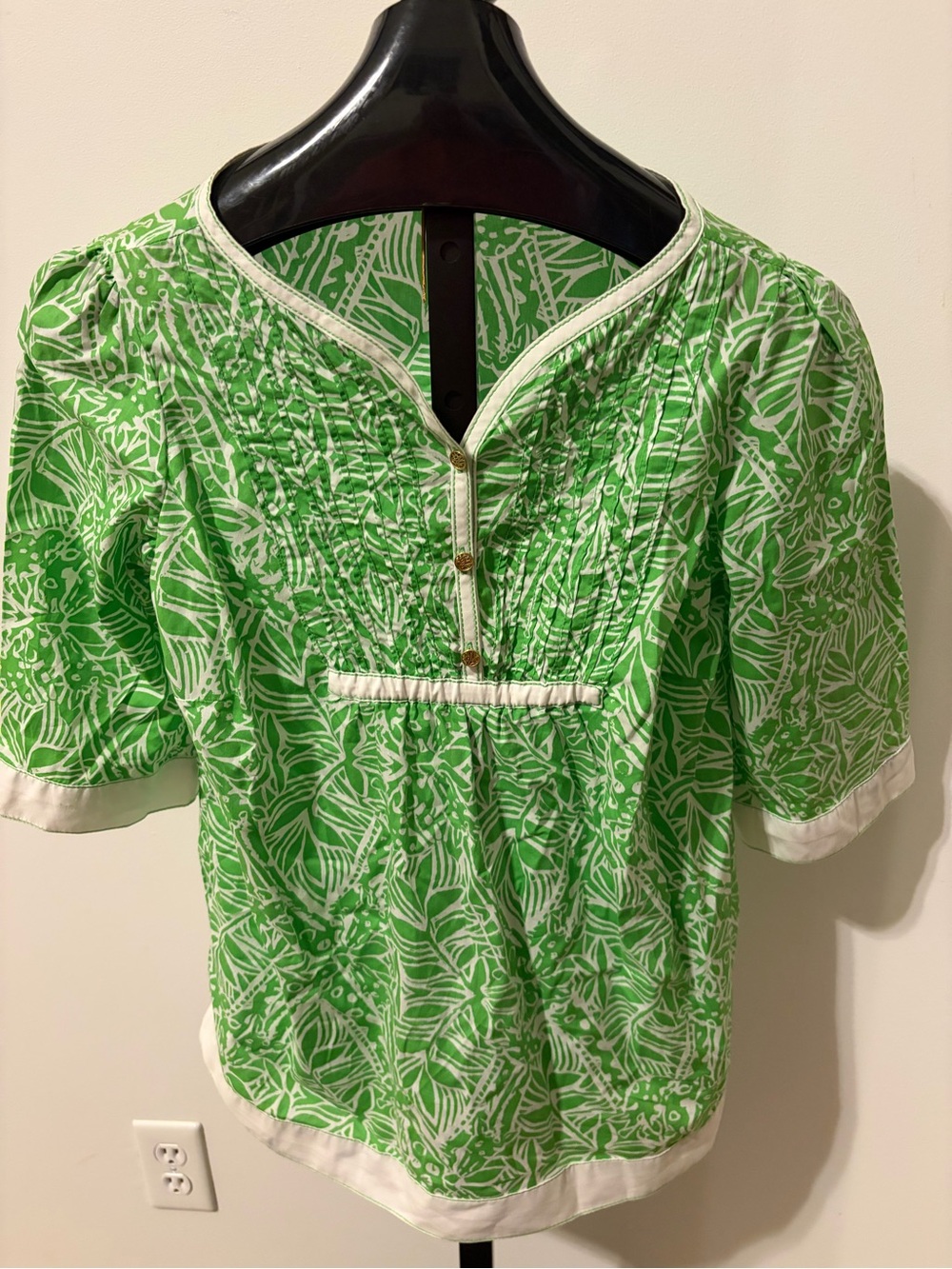 Lilly Pulitzer Green & White Leaf-Print Peasant Blouse